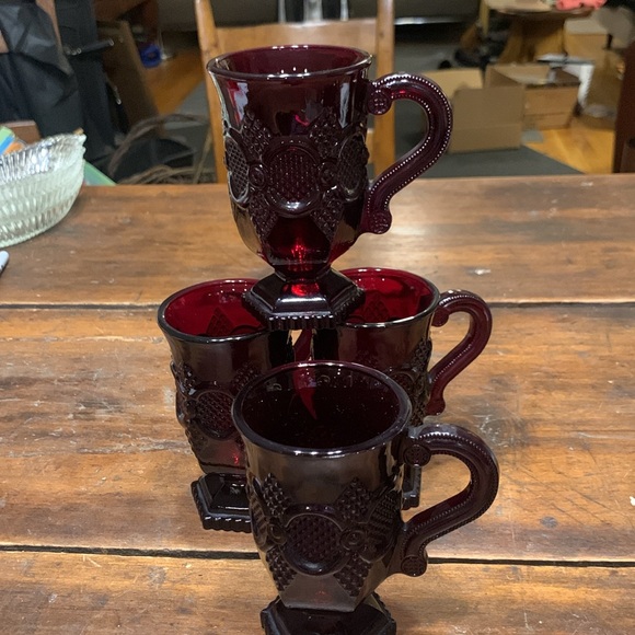 4 AVON CAPE COD 1876 COLLECTION RUBY GLASS PEDESTAL FOOT MUGS IRISH COFFEE CUPS - Picture 3 of 10